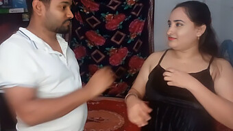 Amatör Bangladeshi Genç Meri Jane, Kardeşi Yokken Kendini Tatmin Ediyor