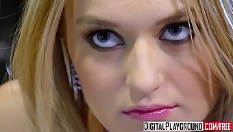 เด็กผอม Natalia Starr ได้รับการเย็ดแบบ Pov แบบฮาร์ดคอร์